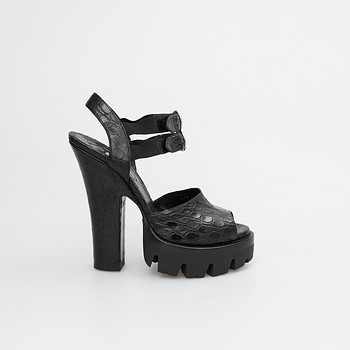 Босоножки Prada