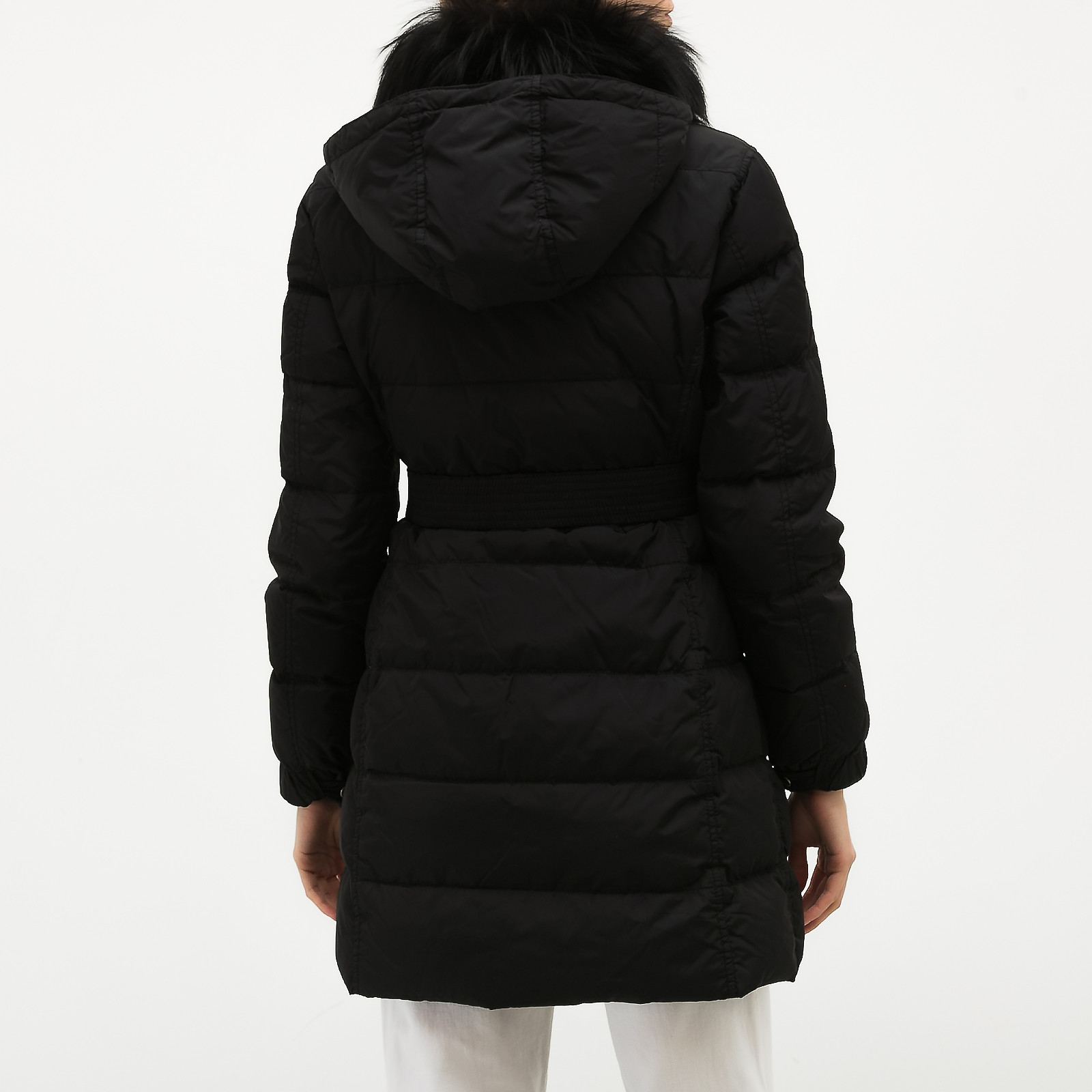 Пуховик черного цвета Prada - фото из каталога магазина брендовой одежды Second Friend Store Пуховик Prada - купить оригинал в секонд-хенде SFS - 3