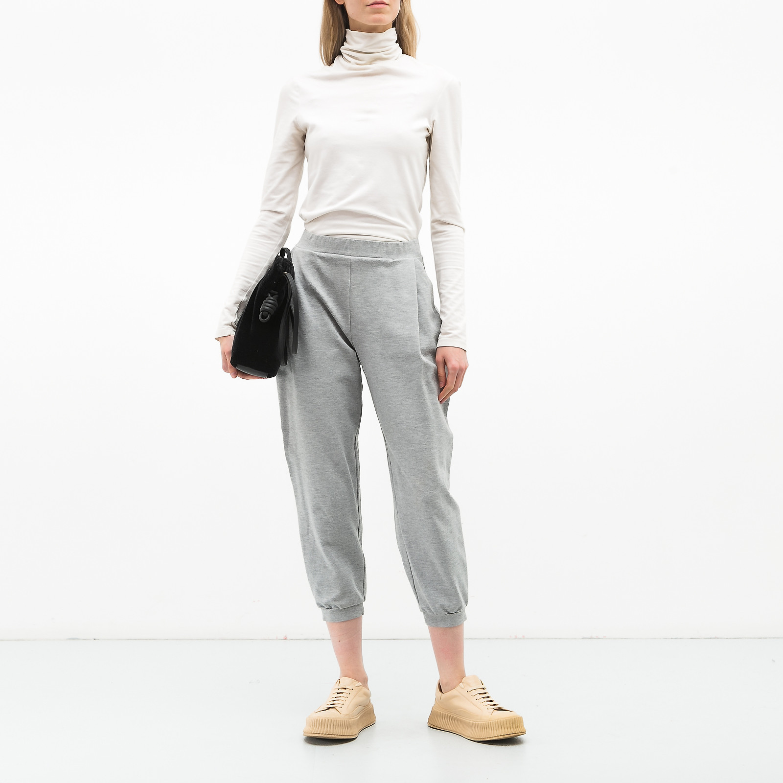 Брюки S7 x серого цвета Ruban - фото из каталога магазина брендовой одежды Second Friend Store Брюки S7 x Ruban - купить оригинал в секонд-хенде SFS - 2