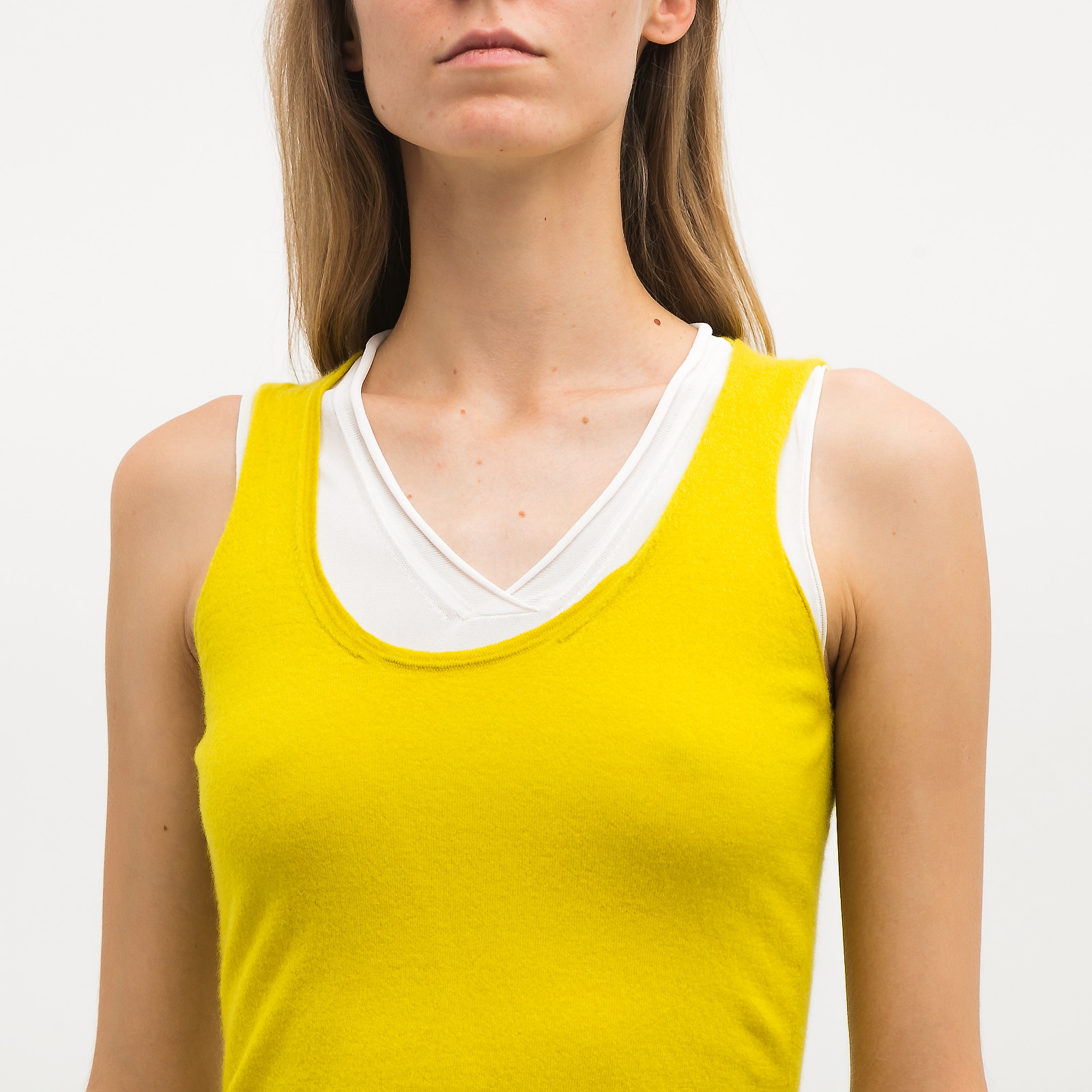 Топ желтого цвета Gucci - фото из каталога магазина брендовой одежды Second Friend Store Топ Gucci - купить оригинал в секонд-хенде SFS - 4