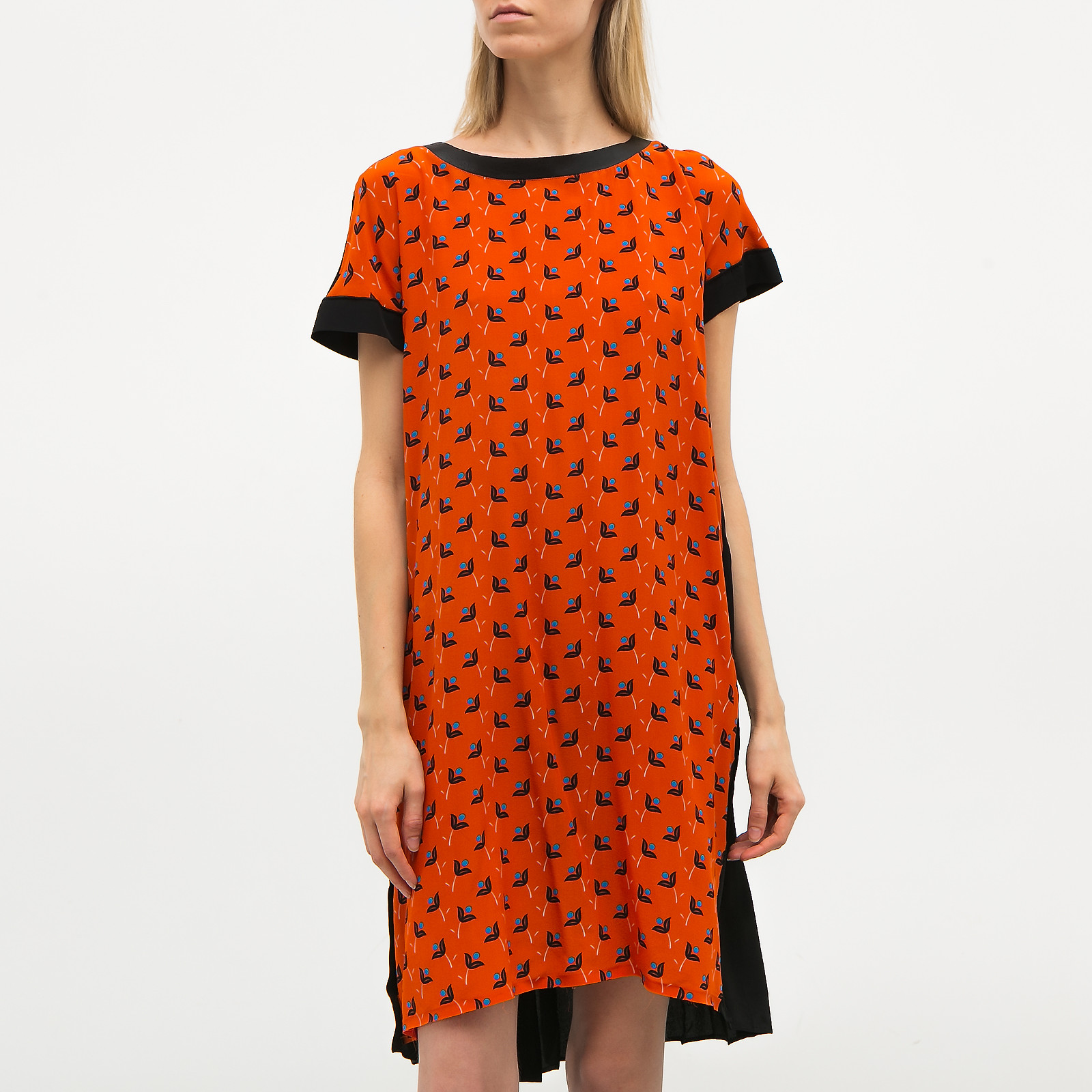 Платье оранжевого цвета Sportmax - фото из каталога магазина брендовой одежды Second Friend Store Платье Sportmax - купить оригинал в секонд-хенде SFS - 1