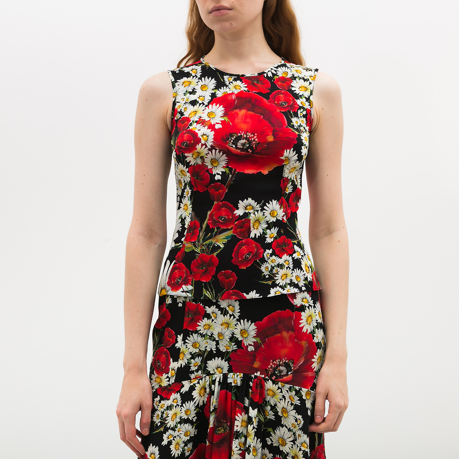 Костюм черного цвета Dolce&Gabbana - фото из каталога магазина брендовой одежды Second Friend Store Костюм Dolce&Gabbana - купить оригинал в секонд-хенде SFS - 3