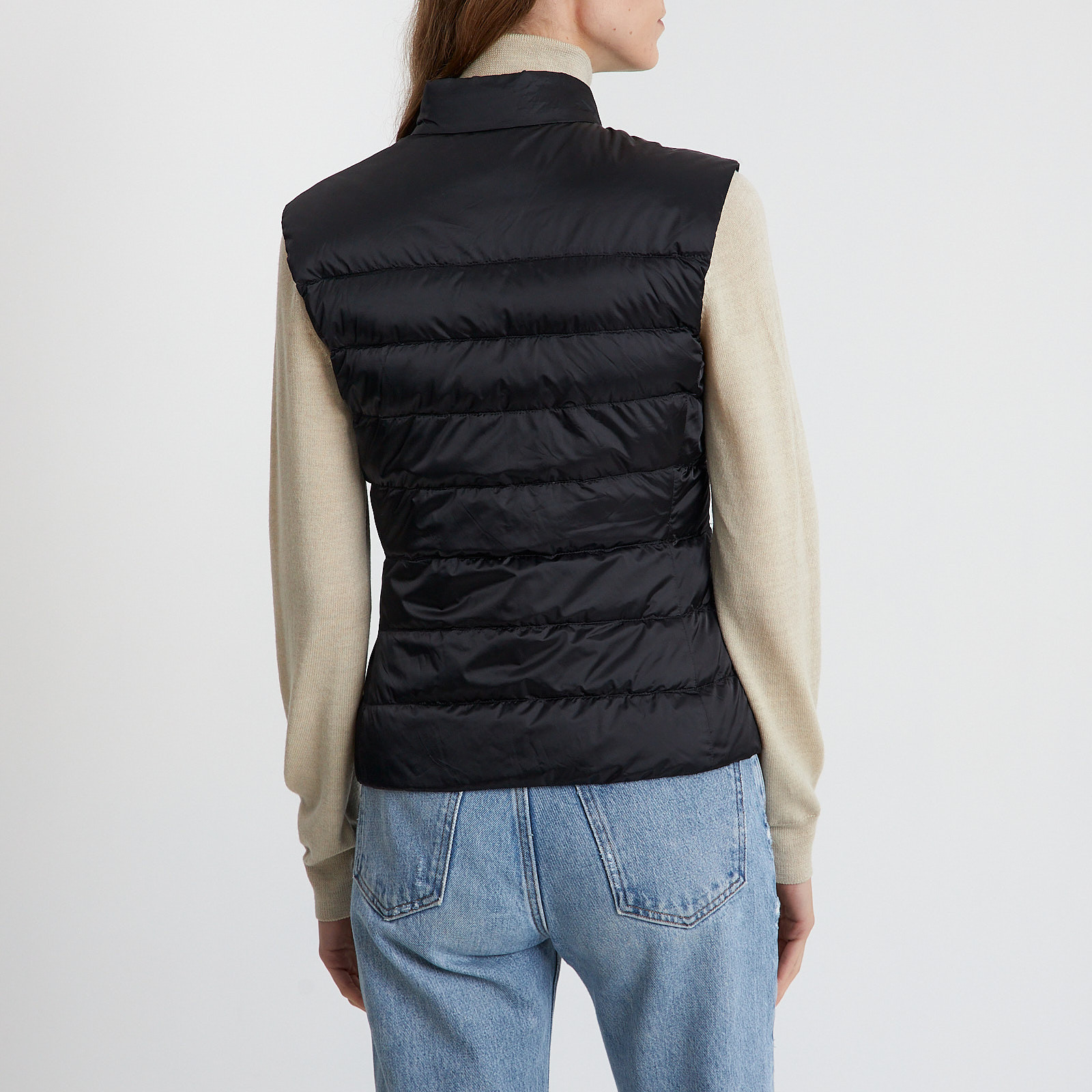 Жилет черного цвета Prada - фото из каталога магазина брендовой одежды Second Friend Store Жилет Prada - купить оригинал в секонд-хенде SFS - 3