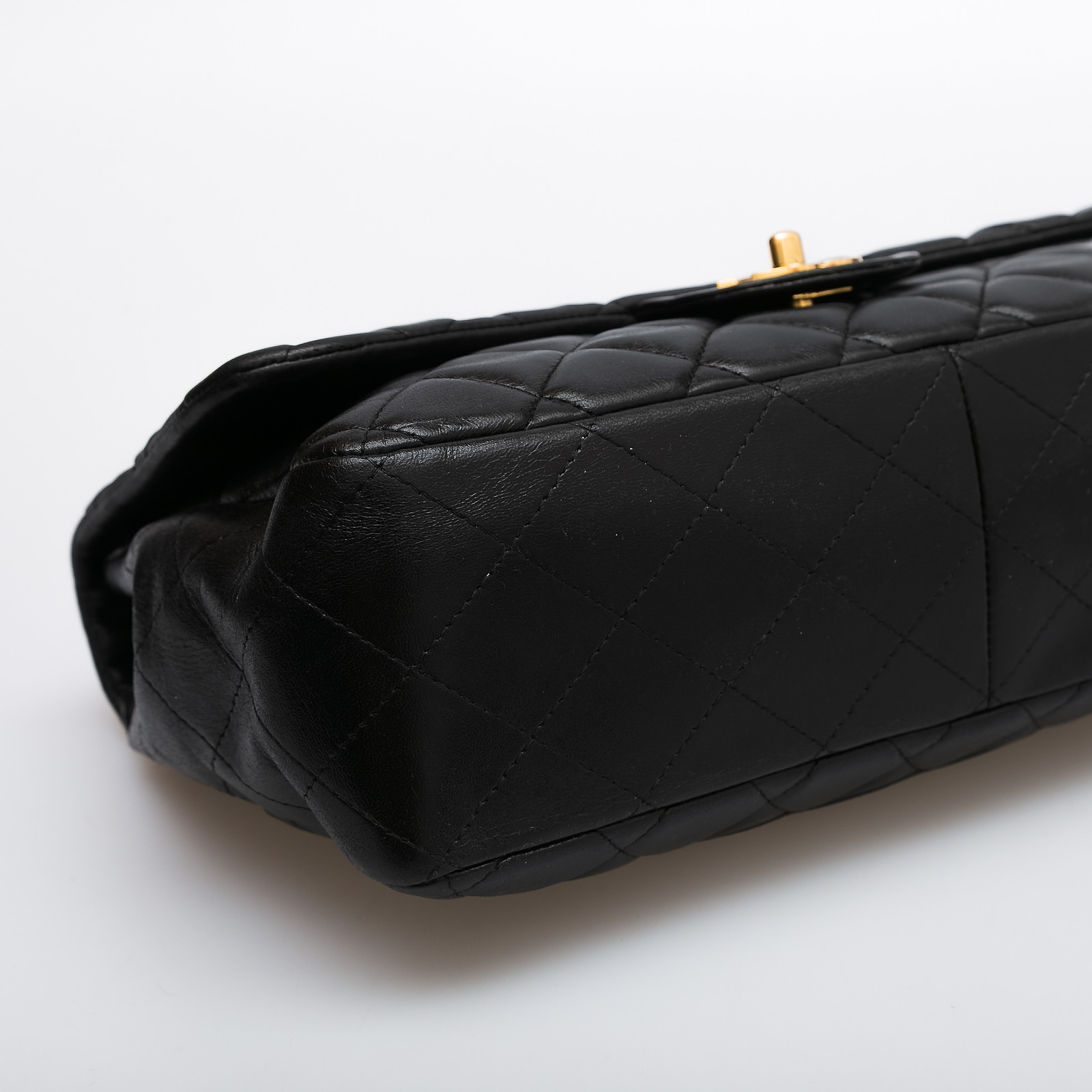 Сумка Chanel - купить оригинал в секонд-хенде SFS - 4