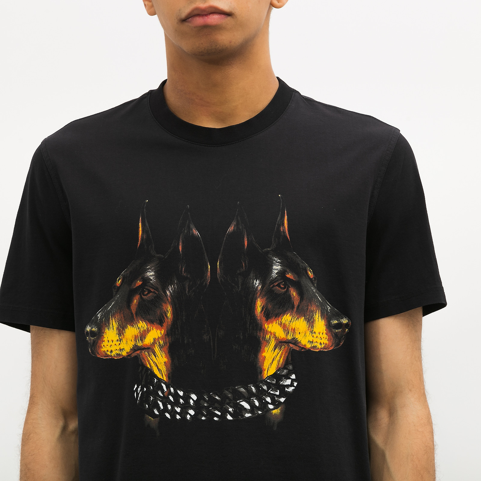 Футболка Givenchy - купить оригинал в секонд-хенде SFS - 4