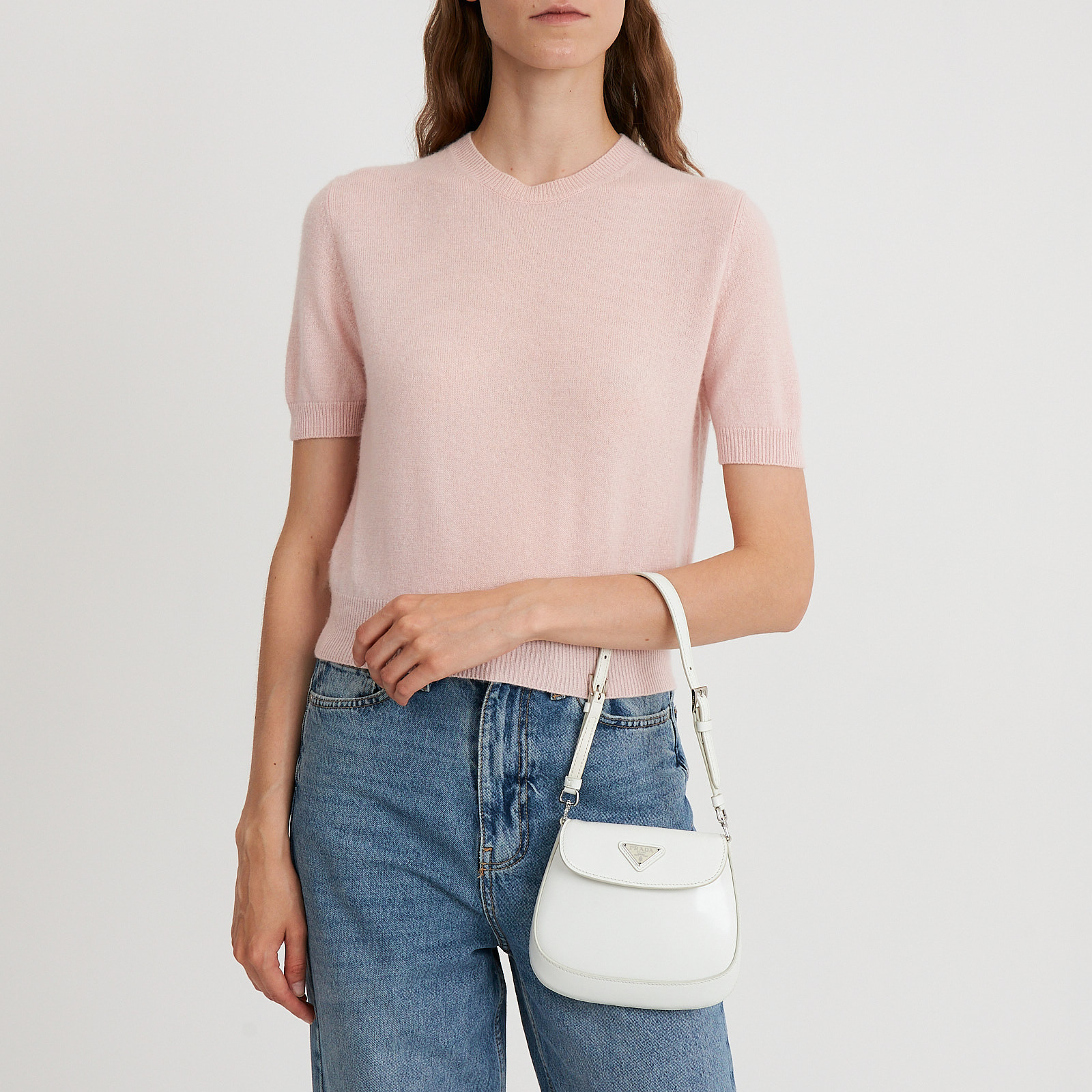 Сумка белого цвета Prada - фото из каталога магазина брендовой одежды Second Friend Store Сумка Prada - купить оригинал в секонд-хенде SFS - 9