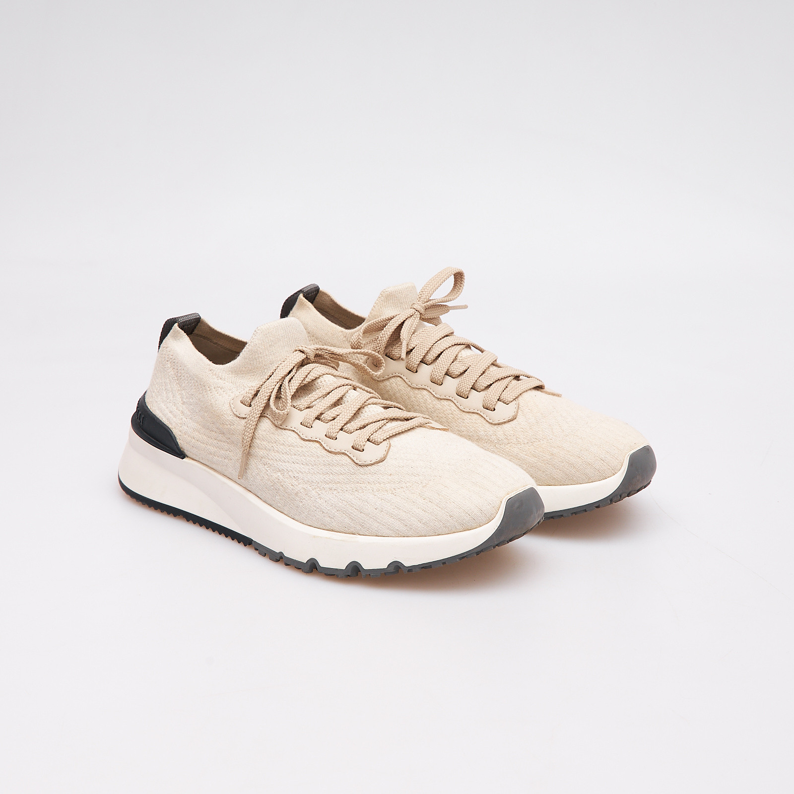 Кроссовки бежевого цвета Brunello Cucinelli - фото из каталога магазина брендовой одежды Second Friend Store Кроссовки Brunello Cucinelli - купить оригинал в секонд-хенде SFS - 2