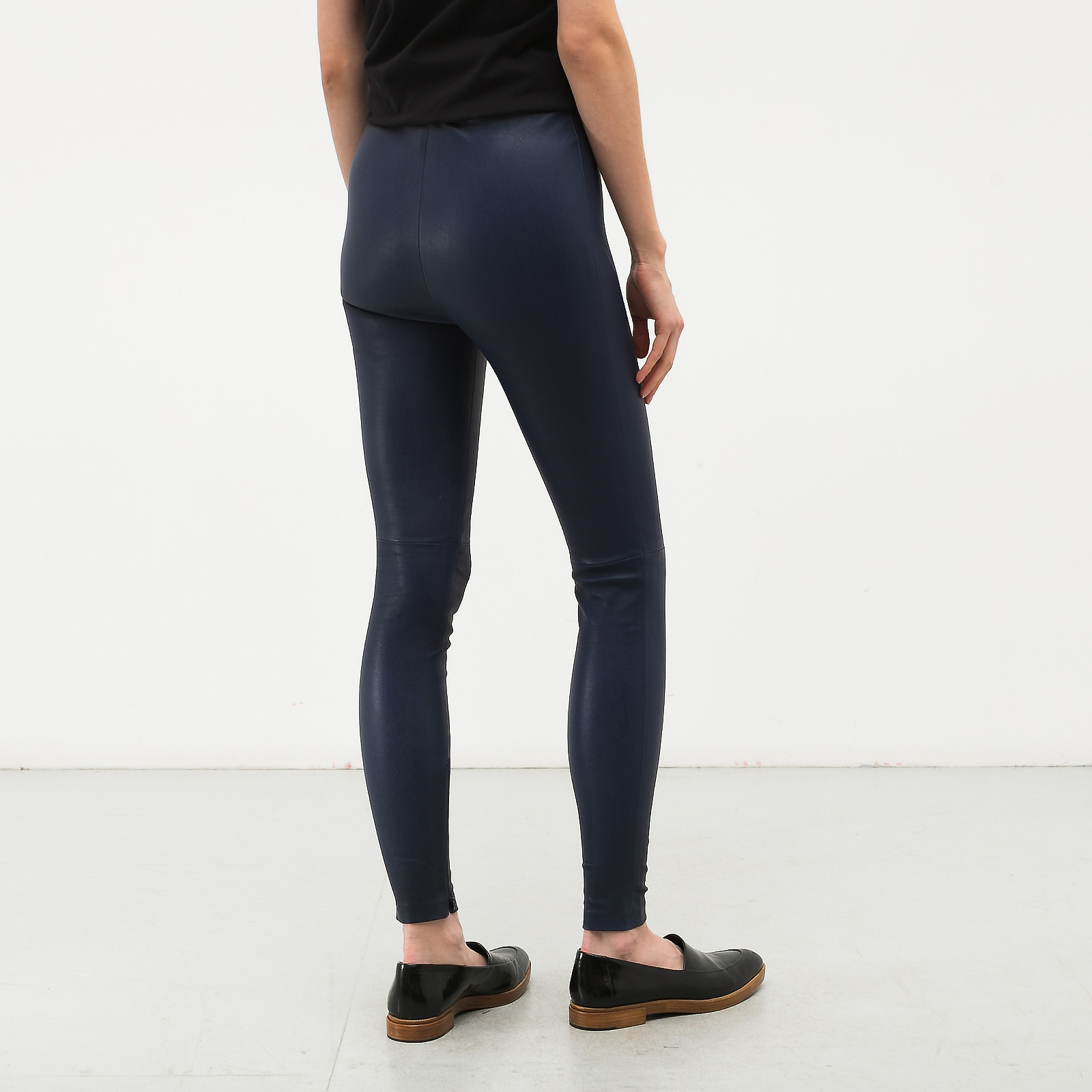 Кожаные брюки Balenciaga - купить оригинал в секонд-хенде SFS
