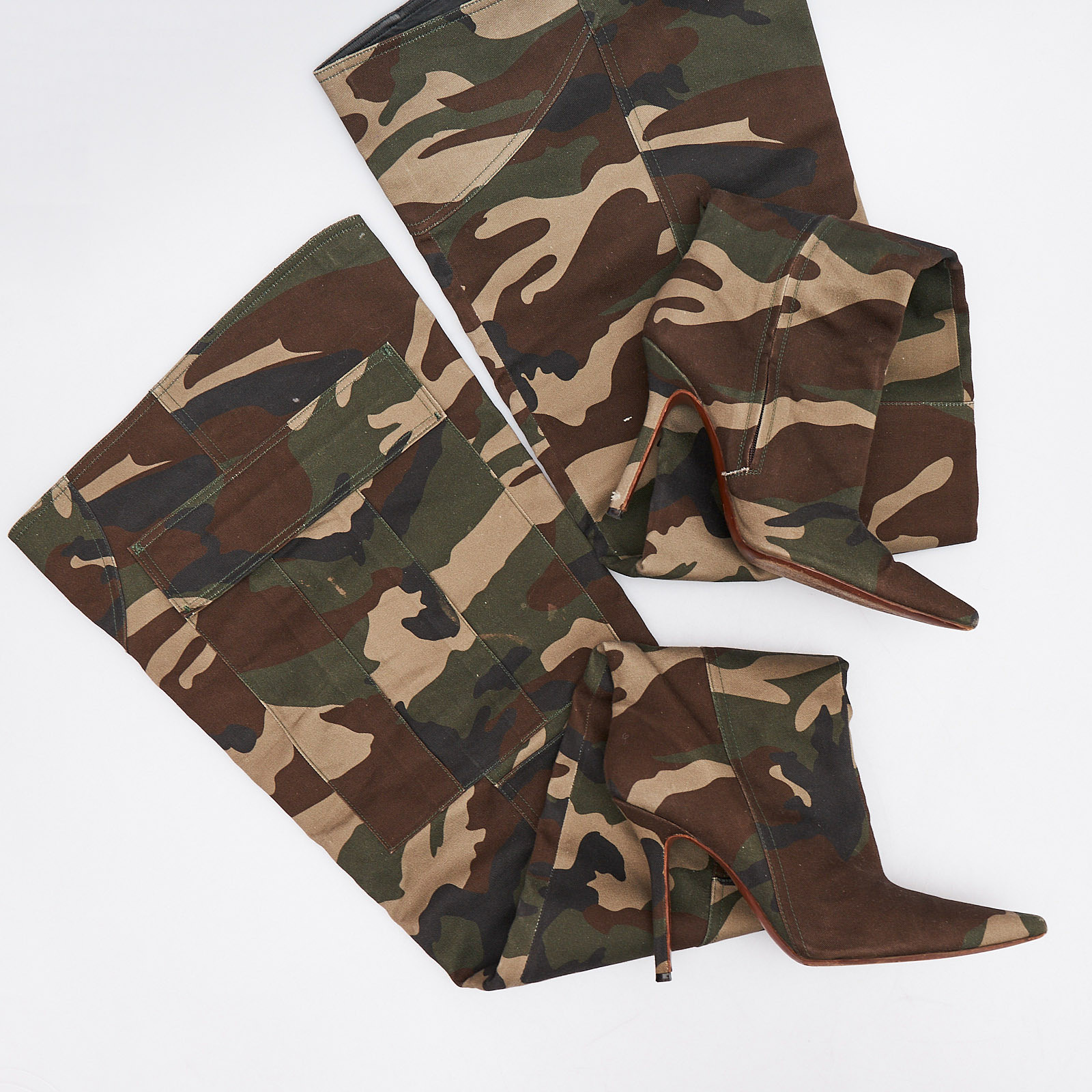 Ботфорты зеленого цвета Vetements - фото из каталога магазина брендовой одежды Second Friend Store Ботфорты Vetements - купить оригинал в секонд-хенде SFS - 5