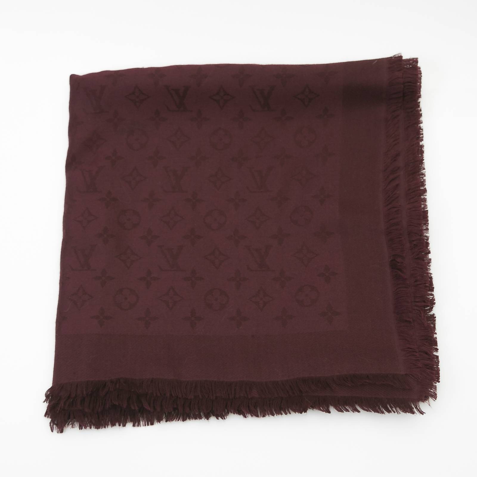 Платок Louis Vuitton - купить оригинал в секонд-хенде SFS