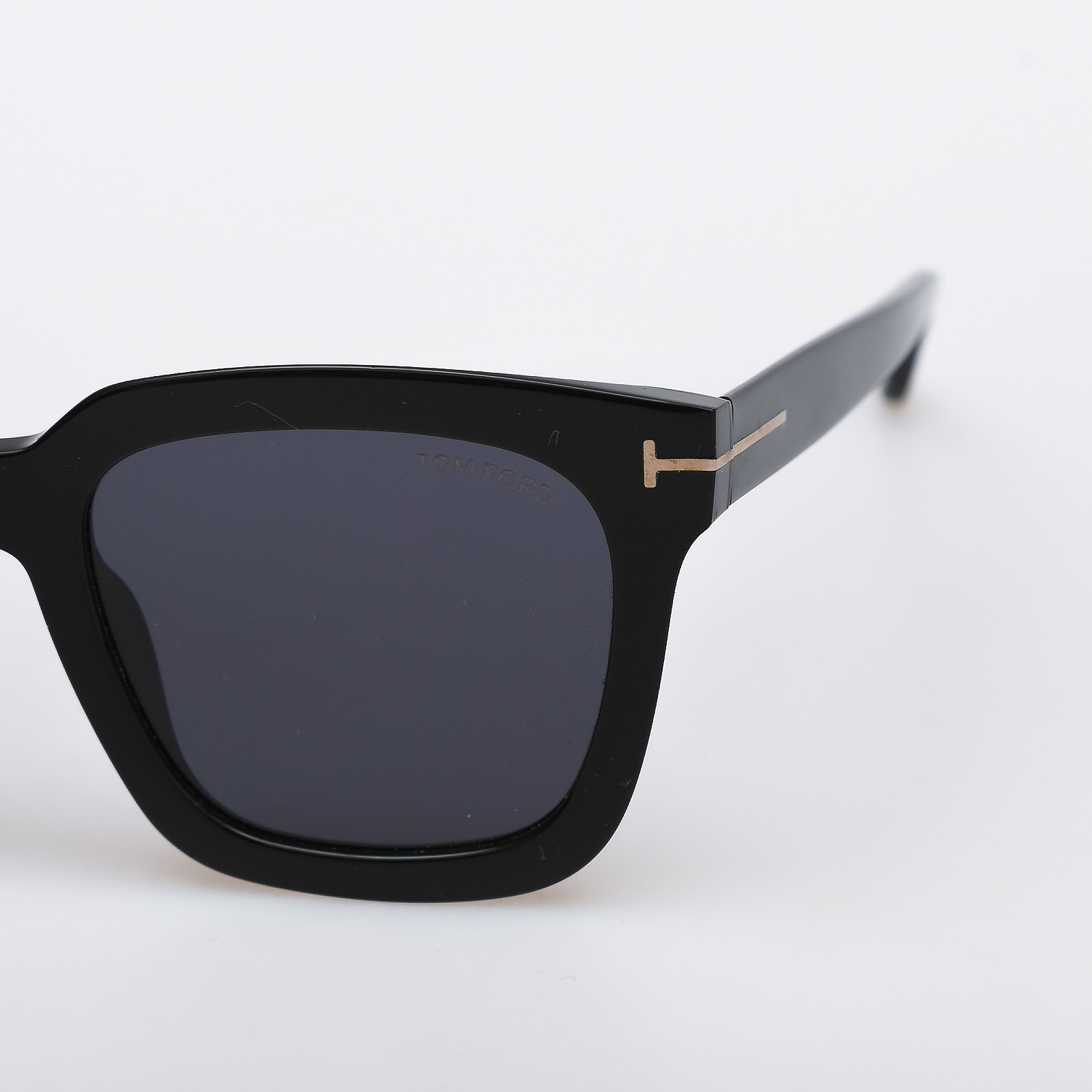 Солнцезащитные очки Tom Ford - купить оригинал в секонд-хенде SFS - 4