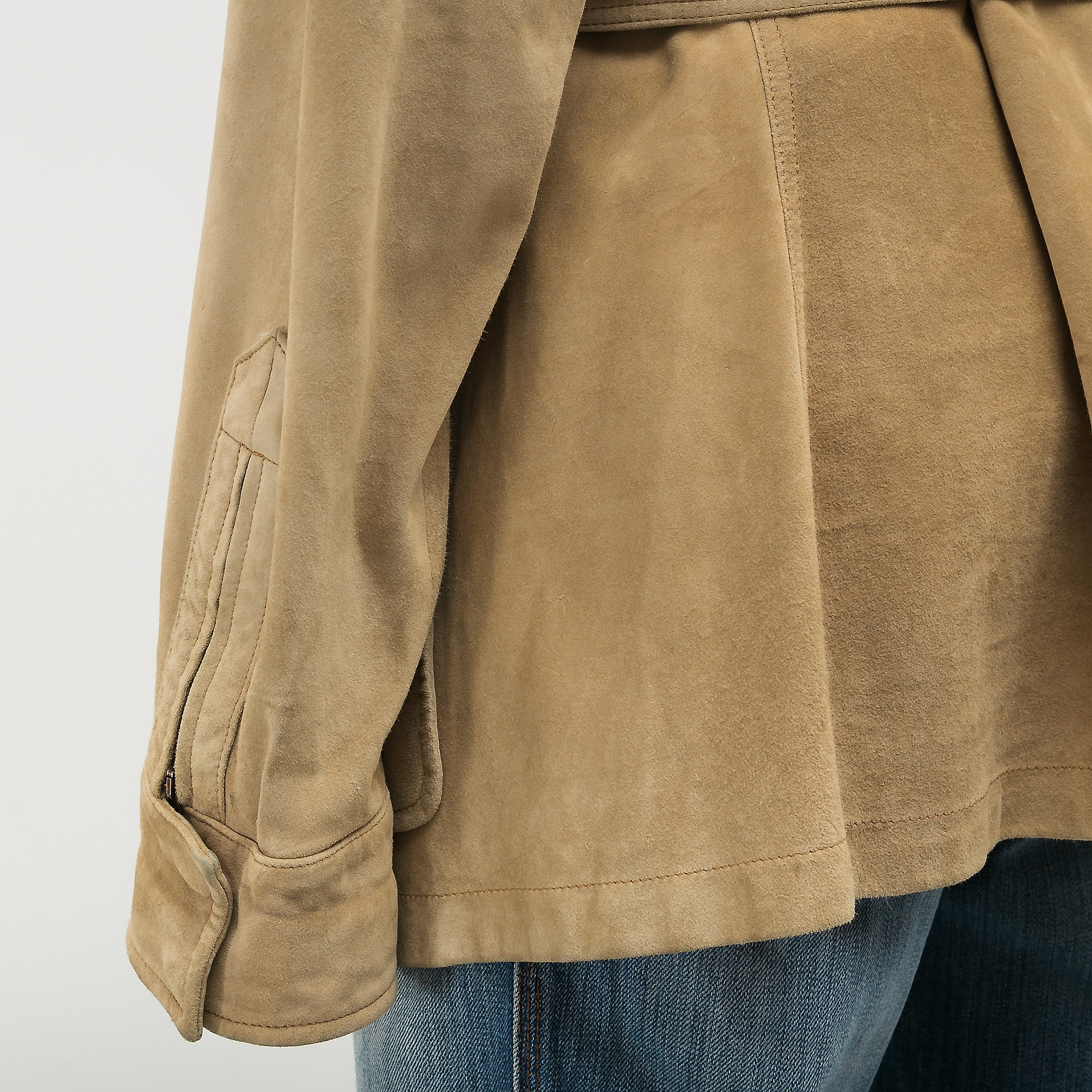 Тренч  бежевого цвета Gucci - фото из каталога магазина брендовой одежды Second Friend Store Тренч Gucci - купить оригинал в секонд-хенде SFS - 5