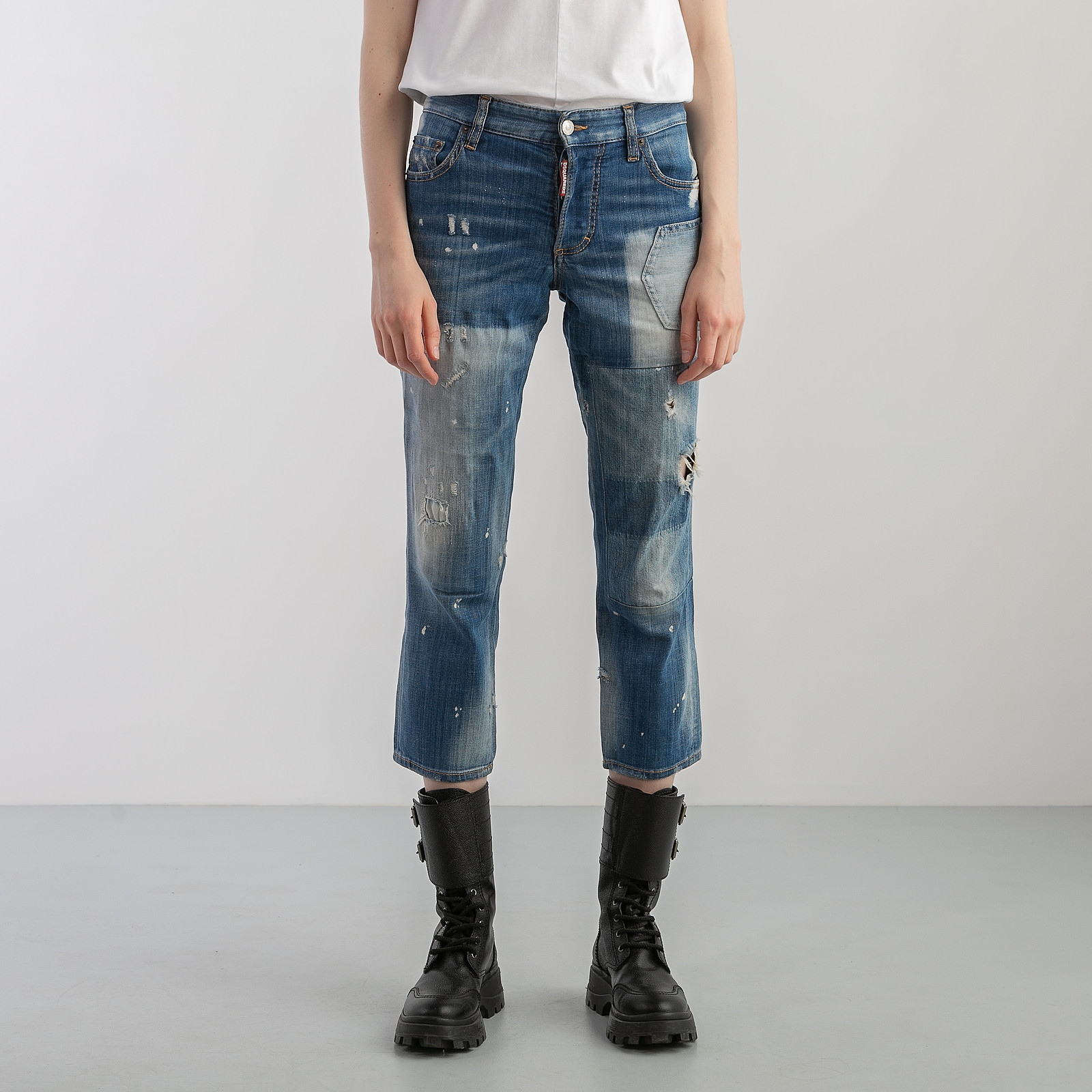 Джинсы голубого цвета Tigran Avetisyan x SFS - фото из каталога магазина брендовой одежды Second Friend Store Джинсы Tigran Avetisyan x SFS - купить оригинал в секонд-хенде SFS - 2