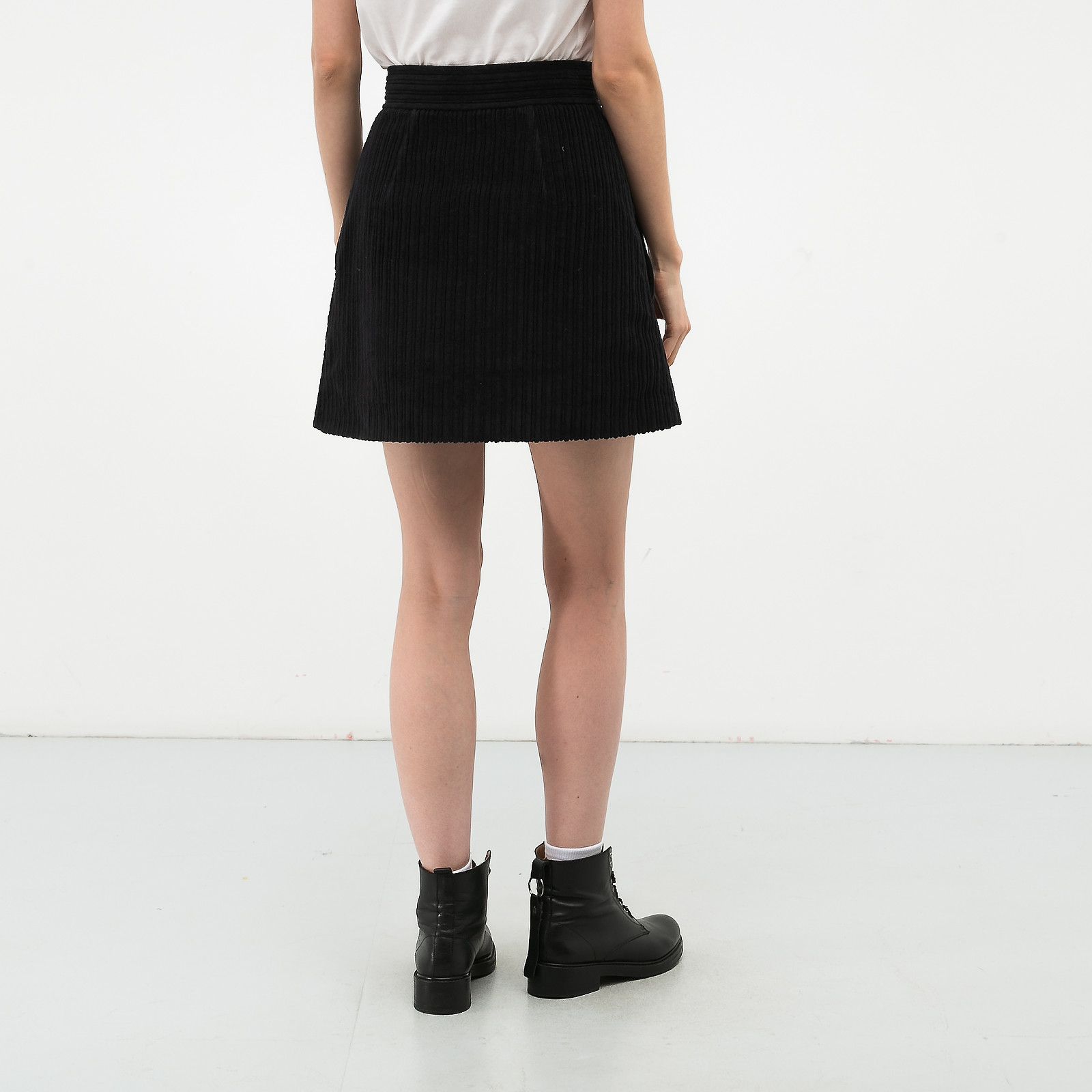 Юбка синего цвета Miu Miu - фото из каталога магазина брендовой одежды Second Friend Store Юбка Miu Miu - купить оригинал в секонд-хенде SFS - 2