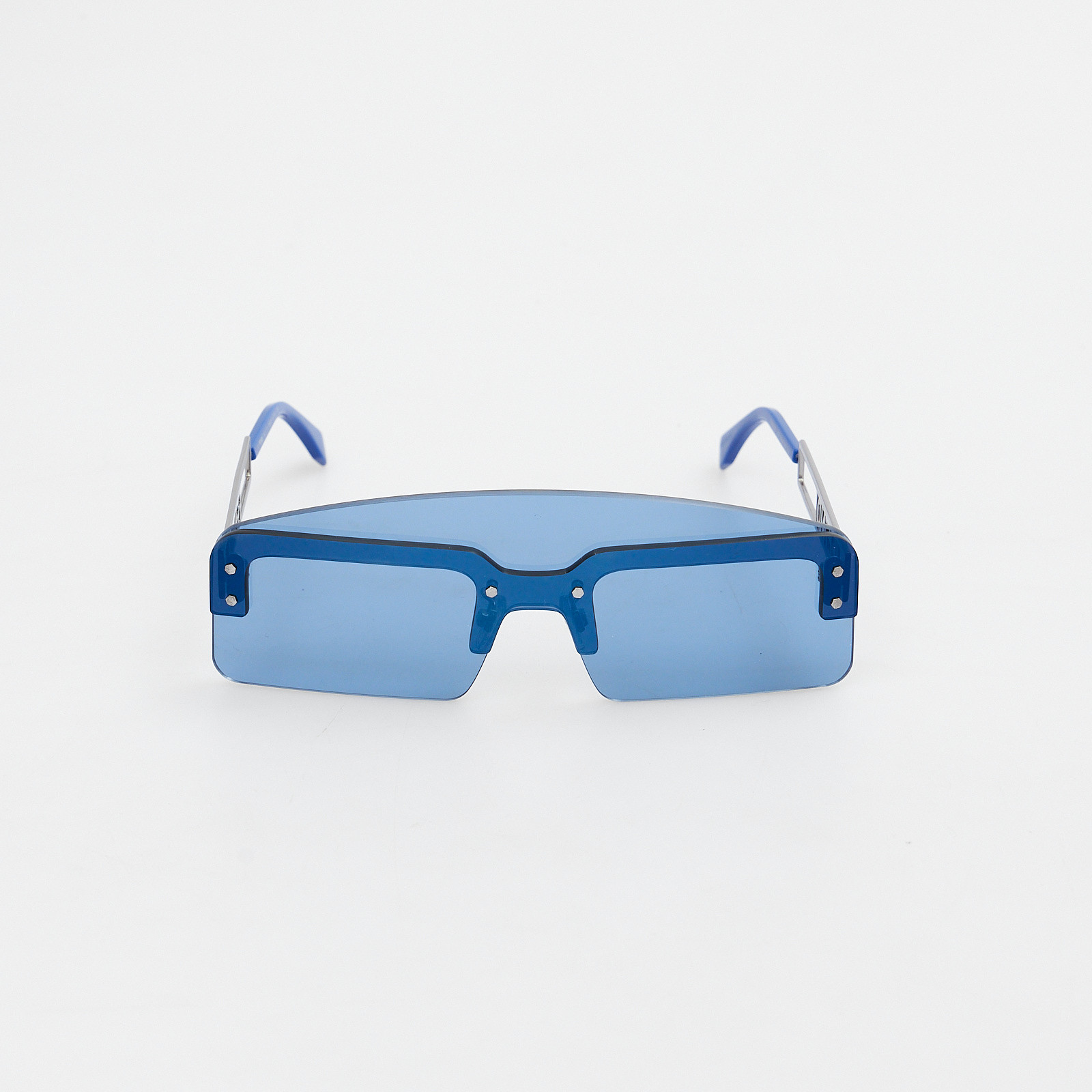 Очки синего цвета Fendi - фото из каталога магазина брендовой одежды Second Friend Store Очки Fendi - купить оригинал в секонд-хенде SFS - 1