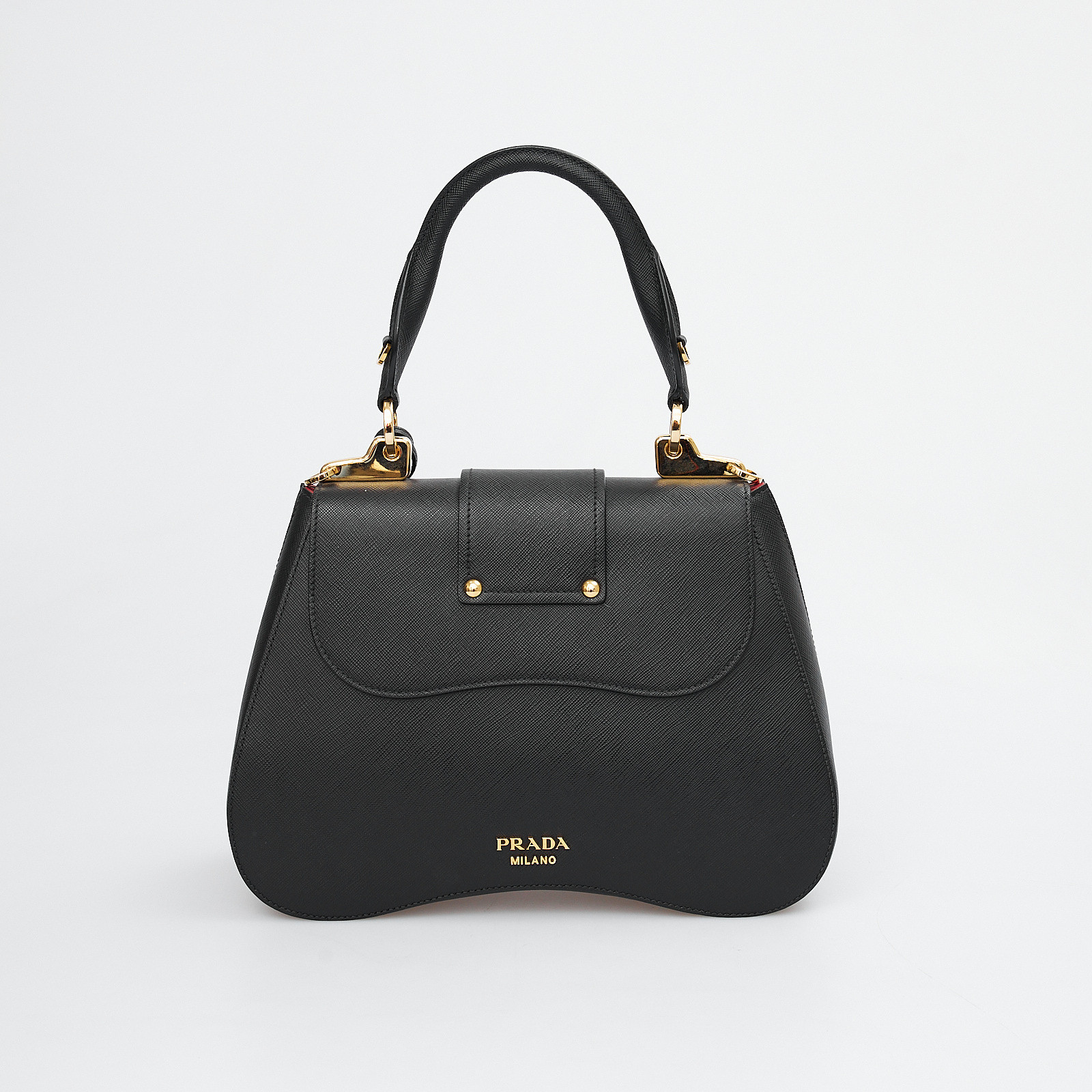 Сумка  черного цвета Prada - фото из каталога магазина брендовой одежды Second Friend Store Сумка Prada - купить оригинал в секонд-хенде SFS - 5