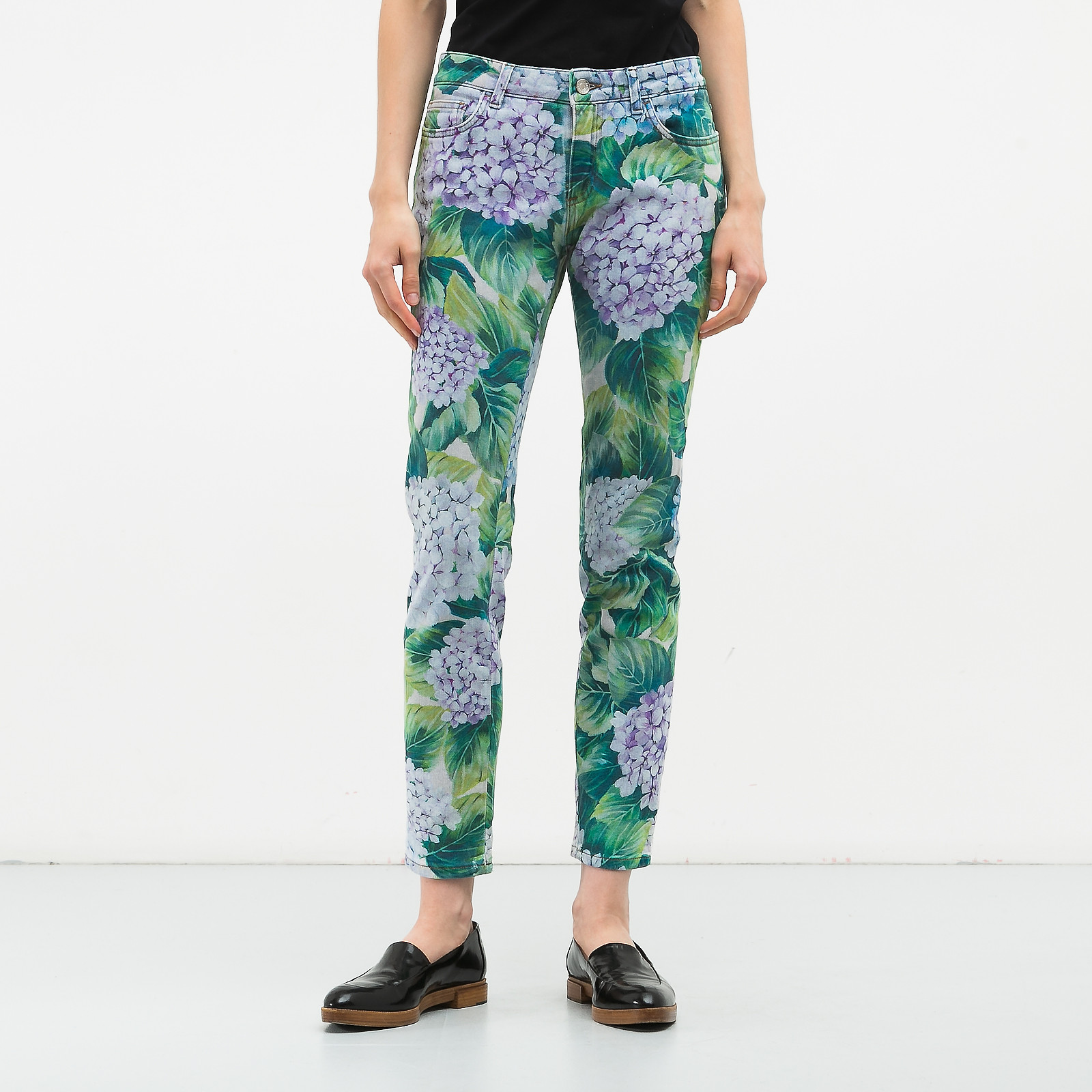 Джинсы Dolce&Gabbana - купить оригинал в секонд-хенде SFS - 1