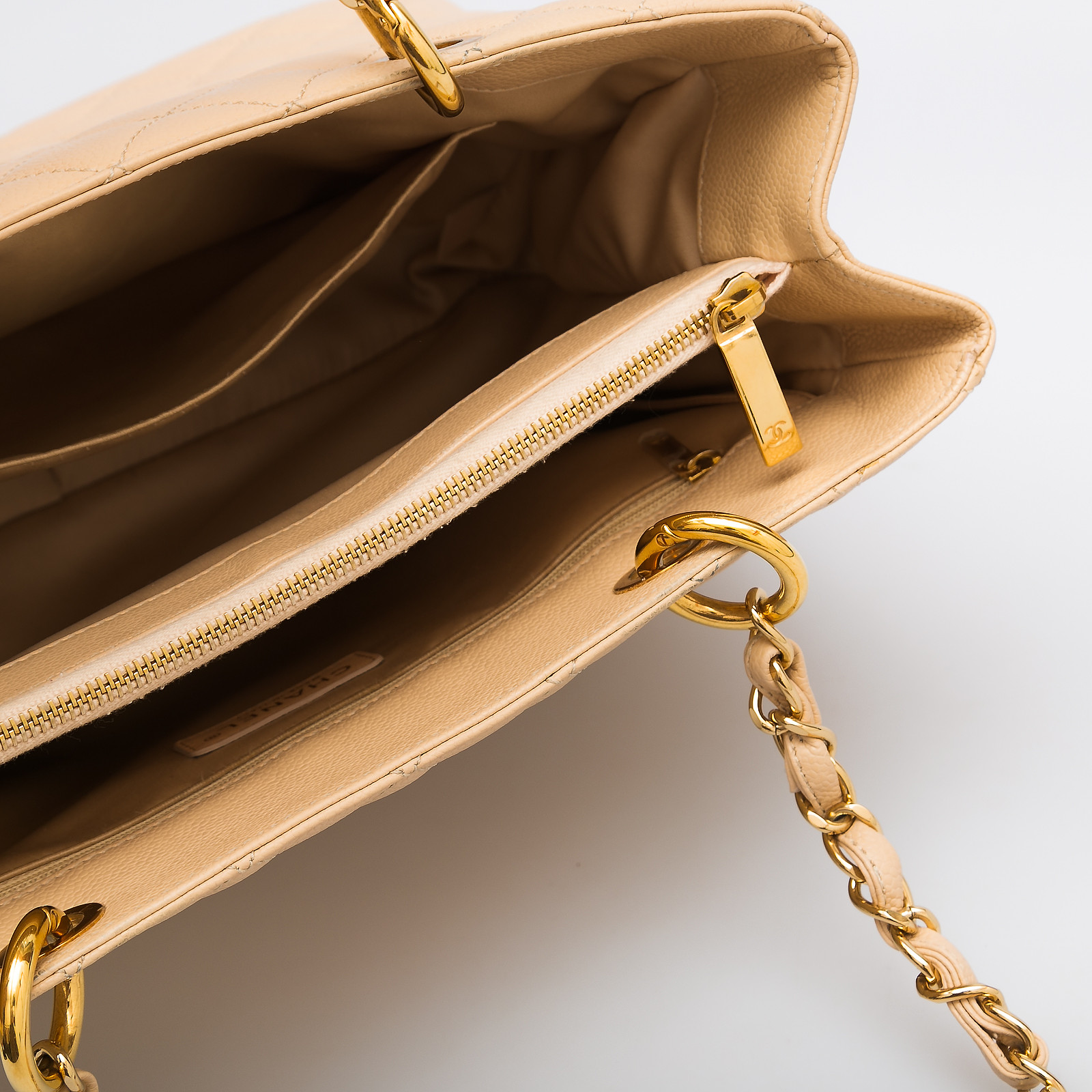 Сумка Chanel - купить оригинал в секонд-хенде SFS - 6