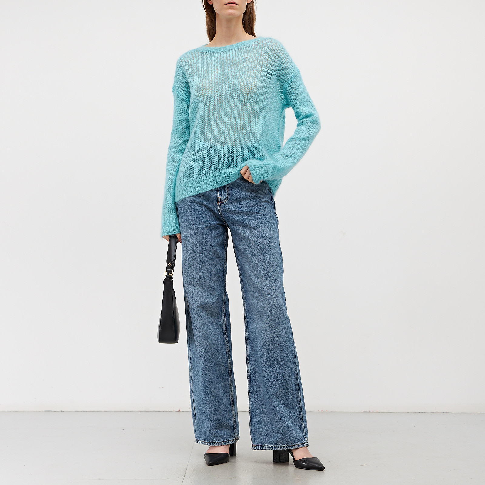 Свитер голубого цвета Prada - фото из каталога магазина брендовой одежды Second Friend Store Свитер Prada - купить оригинал в секонд-хенде SFS - 2