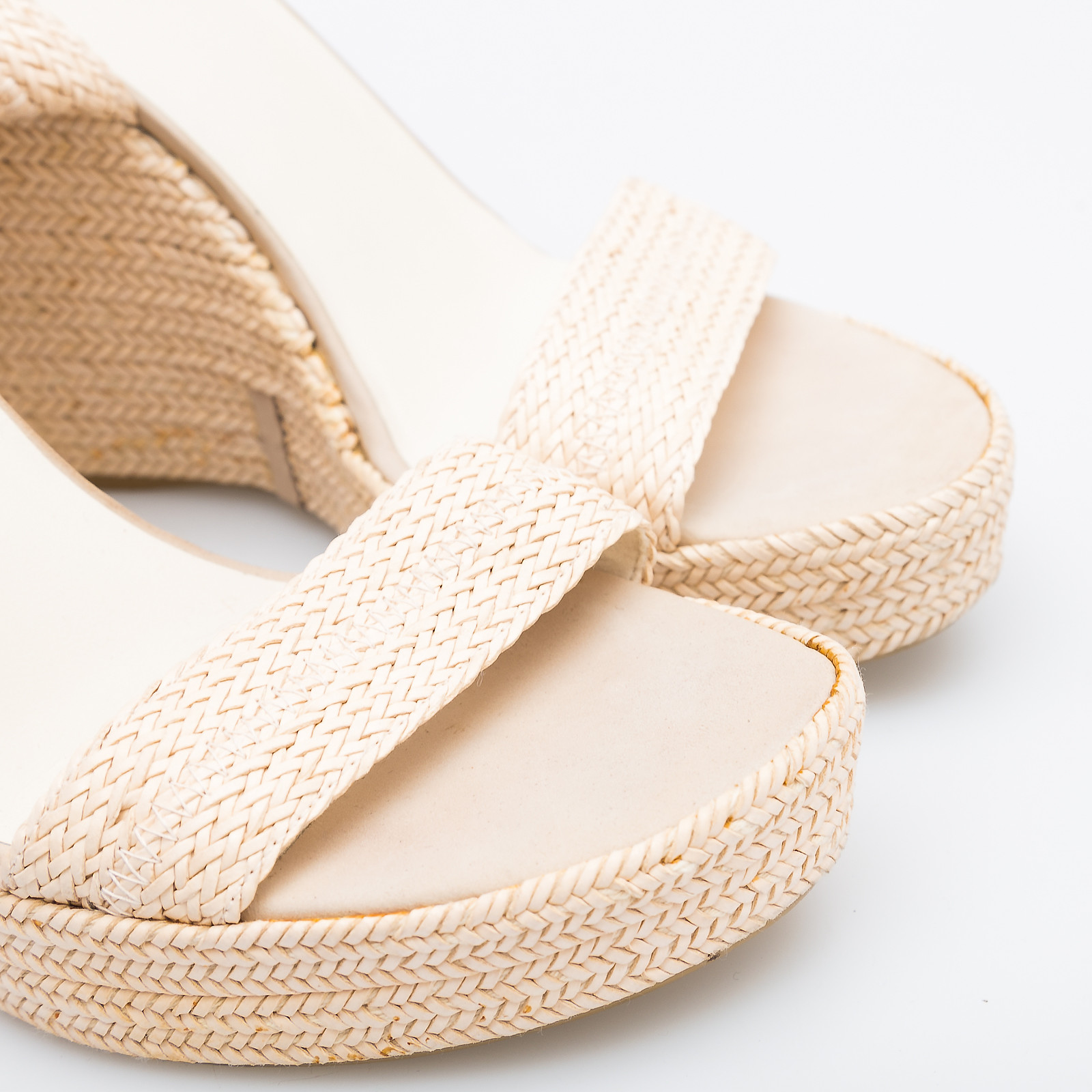 Босоножки Stuart Weitzman - купить оригинал в секонд-хенде SFS - 3