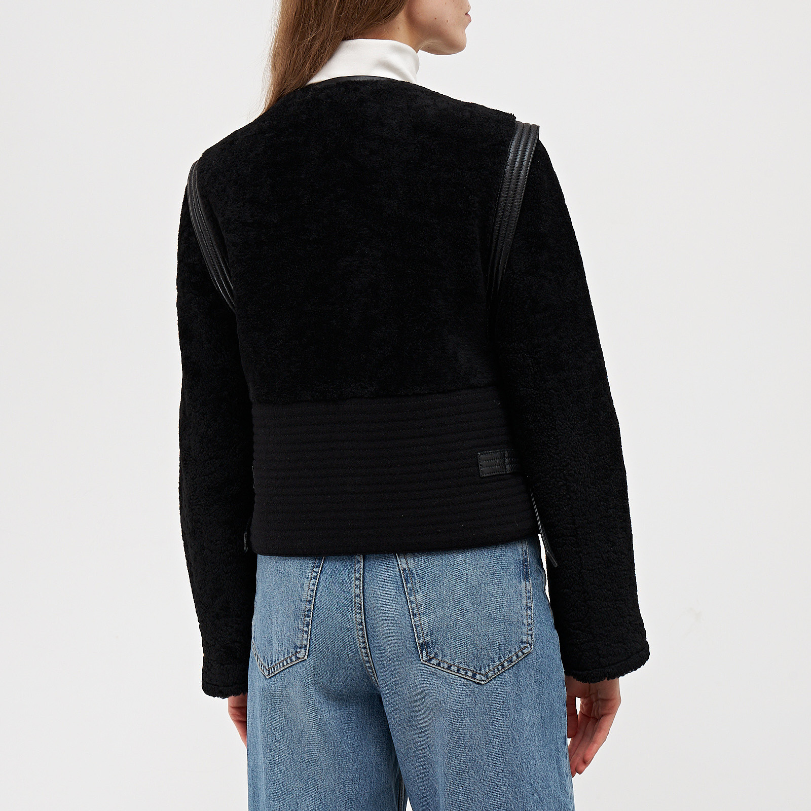 Дубленка черного цвета Chloe - фото из каталога магазина брендовой одежды Second Friend Store Дубленка Chloe - купить оригинал в секонд-хенде SFS - 3