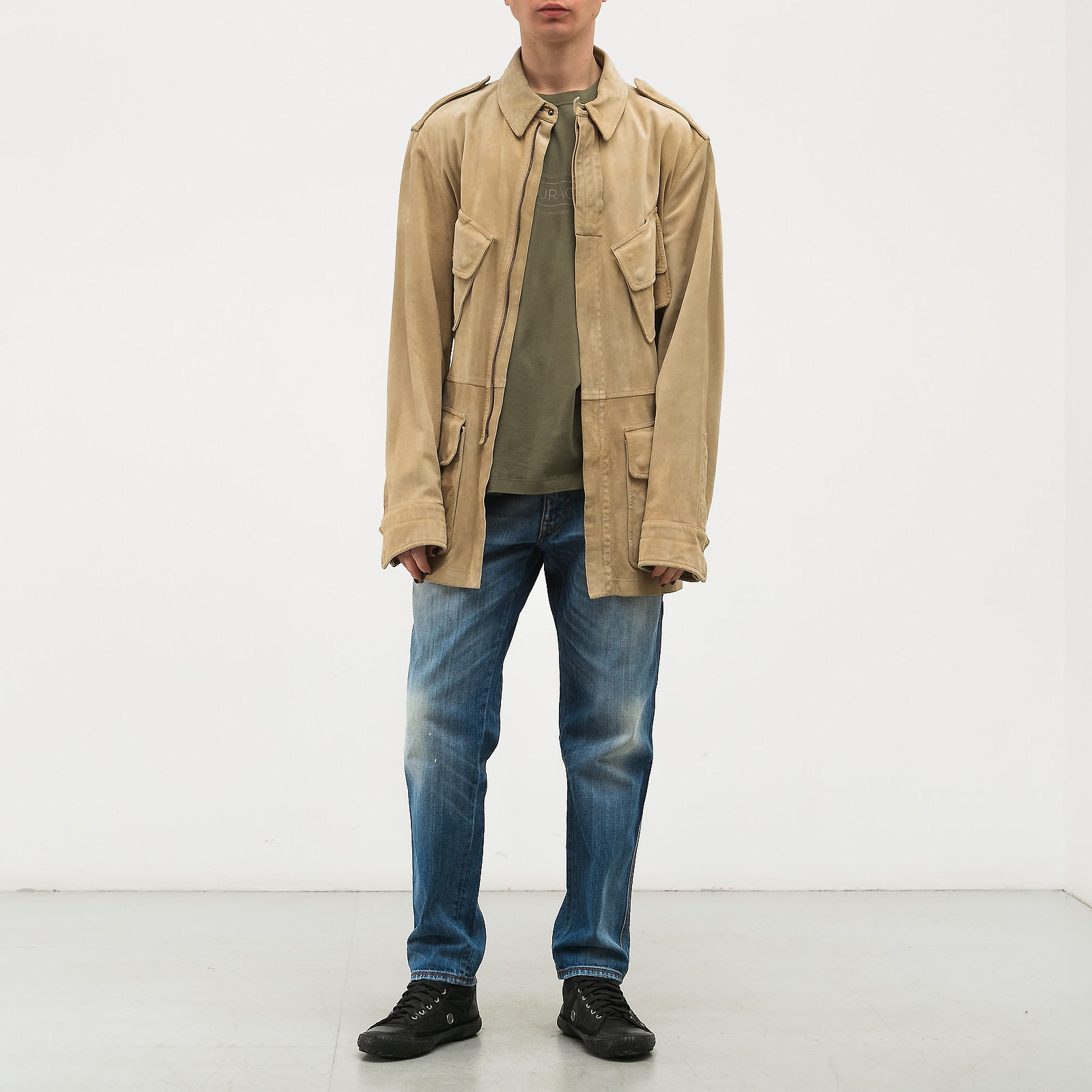 Тренч  бежевого цвета Gucci - фото из каталога магазина брендовой одежды Second Friend Store Тренч Gucci - купить оригинал в секонд-хенде SFS - 2