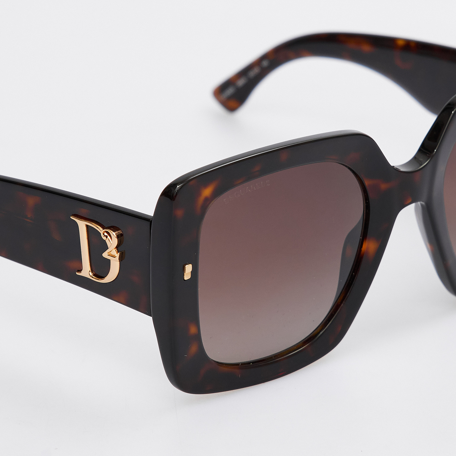 Очки коричневого цвета Dsquared2 - фото из каталога магазина брендовой одежды Second Friend Store Очки Dsquared2 - купить оригинал в секонд-хенде SFS - 4