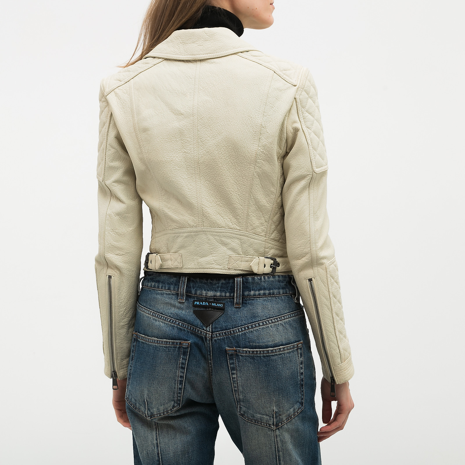 Куртка кожаная бежевого цвета Burberry Brit - фото из каталога магазина брендовой одежды Second Friend Store Куртка кожаная Burberry Brit - купить оригинал в секонд-хенде SFS - 3