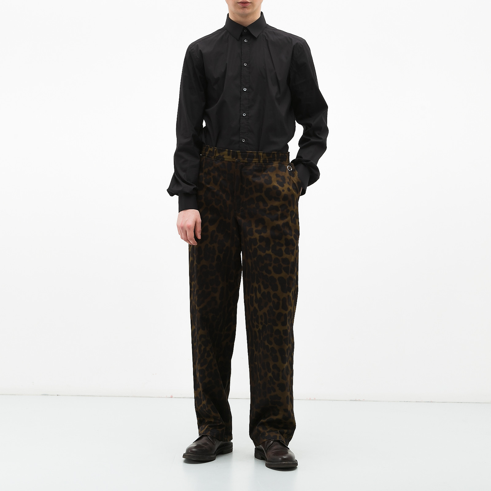 Брюки коричневого цвета Burberry - фото из каталога магазина брендовой одежды Second Friend Store Брюки Burberry - купить оригинал в секонд-хенде SFS - 2