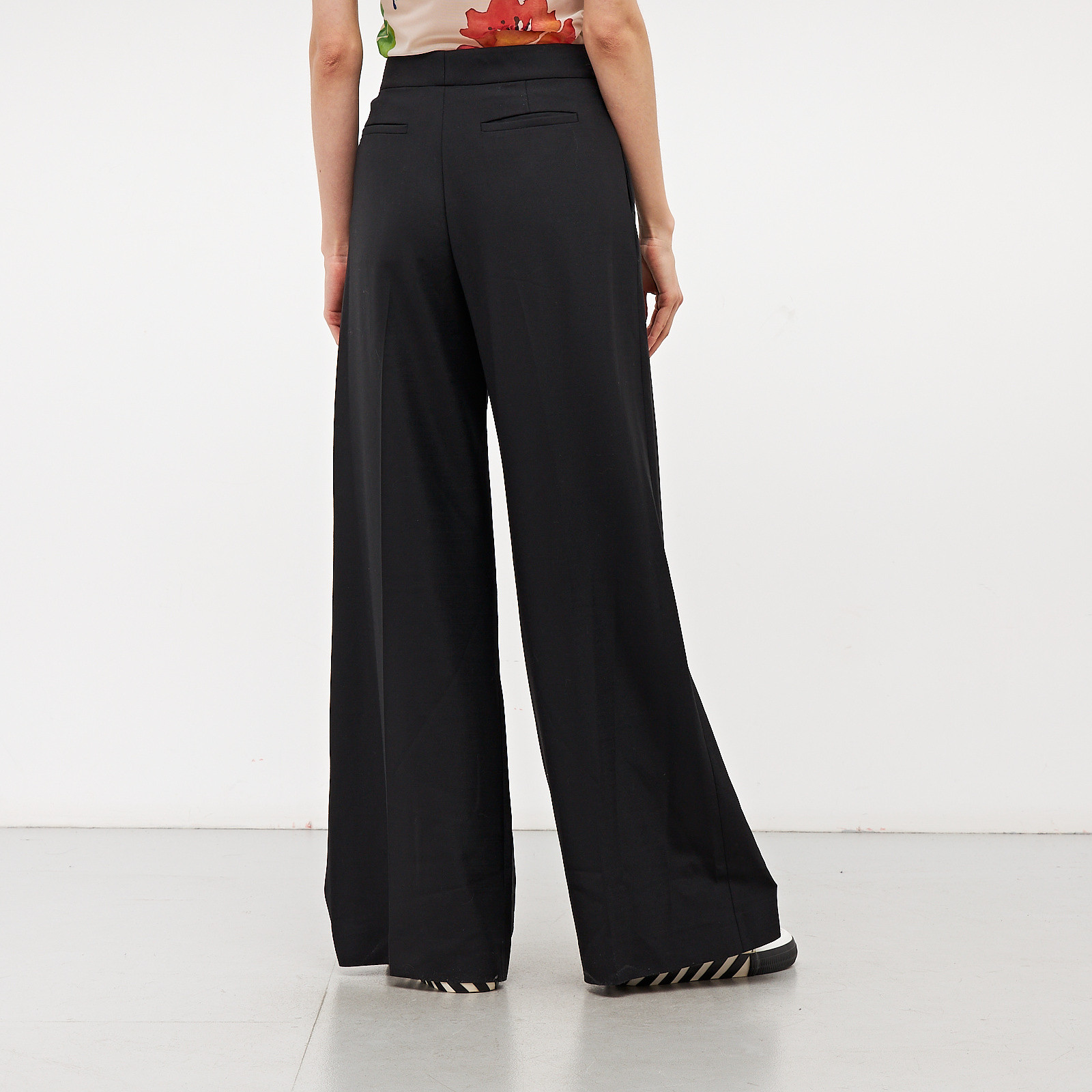 Брюки Off-White - купить оригинал в секонд-хенде SFS - 3