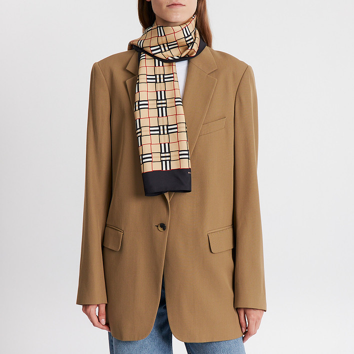 Платок Burberry