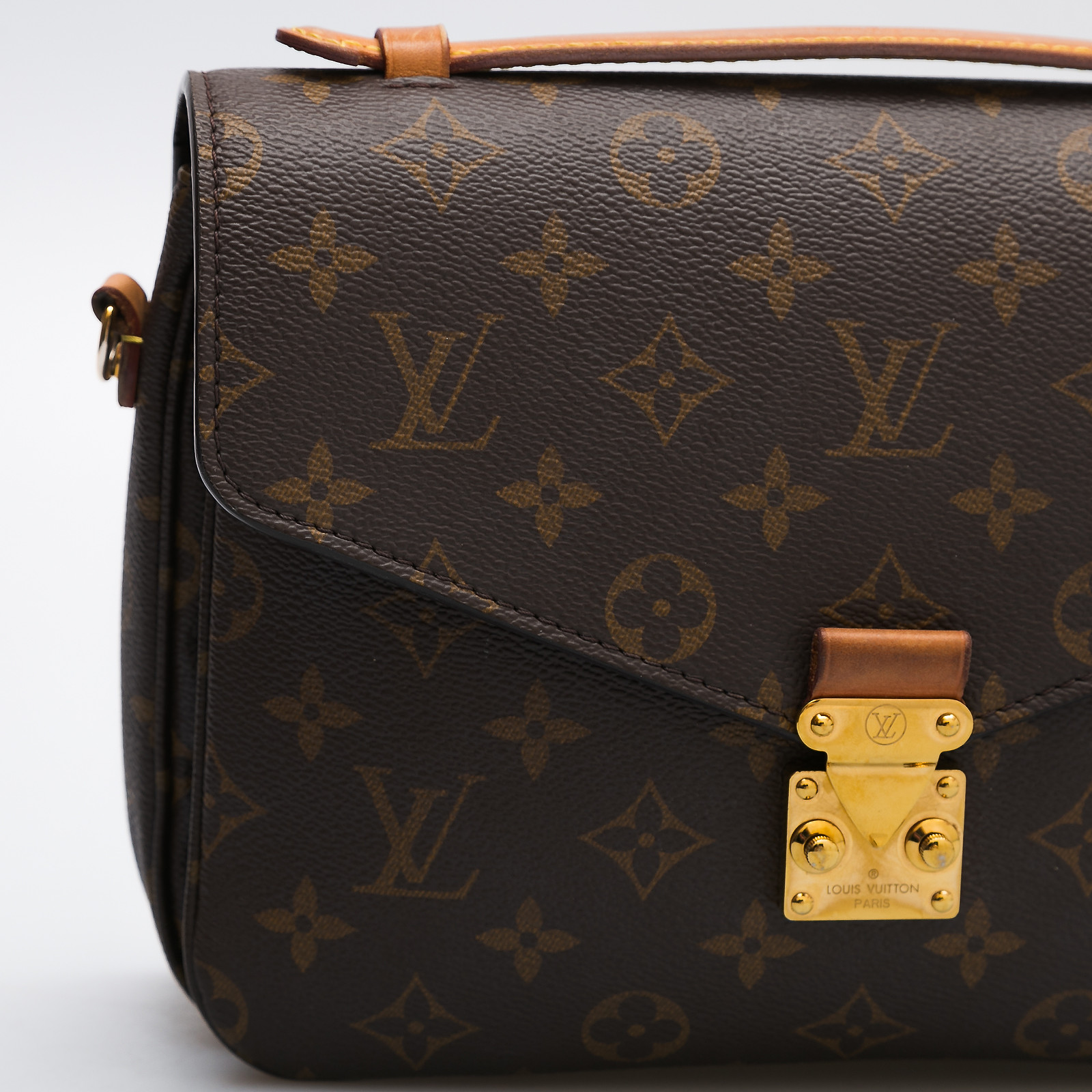 Сумка Louis Vuitton - купить оригинал в секонд-хенде SFS