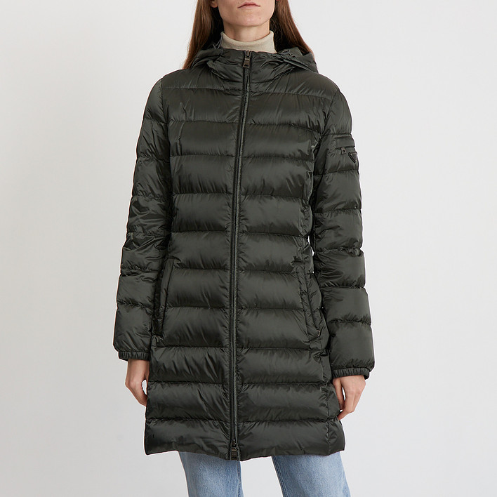 Пуховик Prada