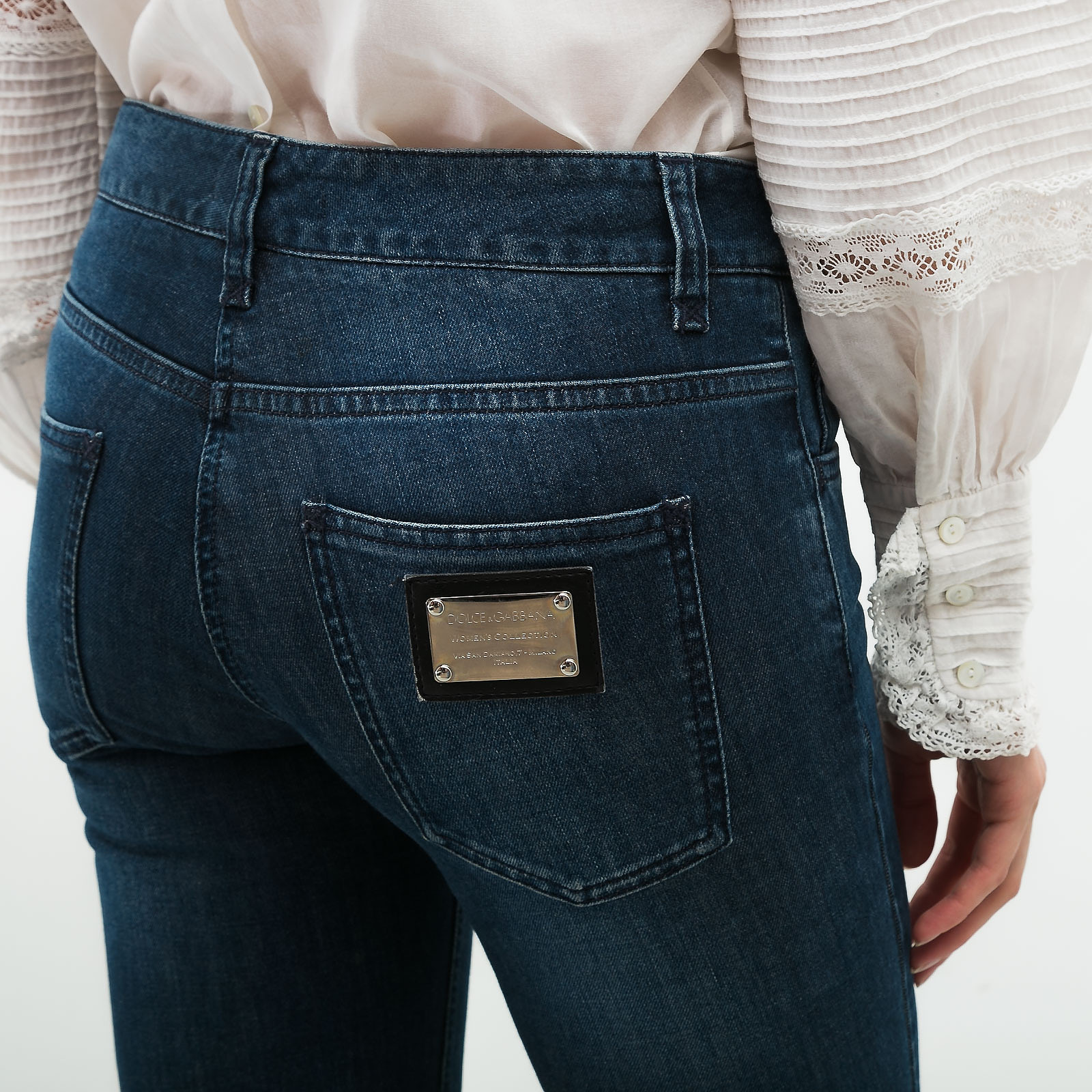 Джинсы синего цвета Dolce&Gabbana - фото из каталога магазина брендовой одежды Second Friend Store Джинсы Dolce&Gabbana - купить оригинал в секонд-хенде SFS - 4