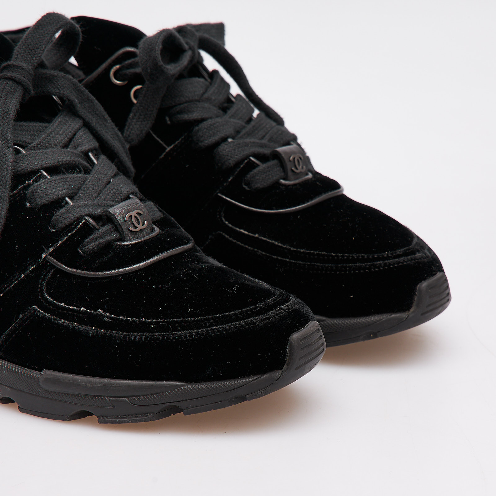 Кроссовки Chanel - купить оригинал в секонд-хенде SFS - 4